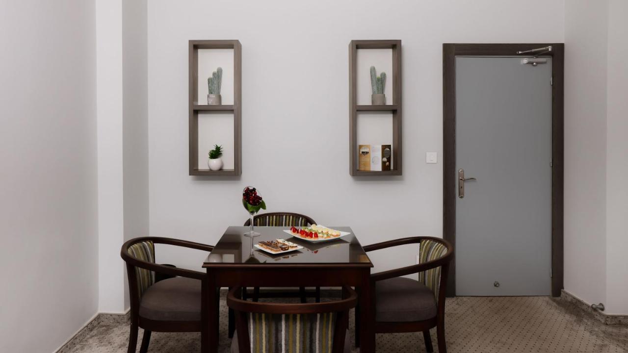 La Vida Suite Beirut Exterior photo