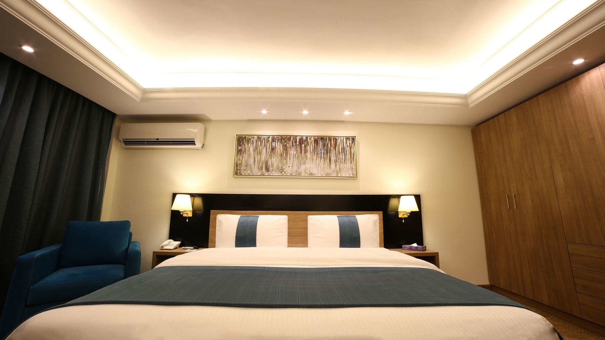La Vida Suite Beirut Room photo