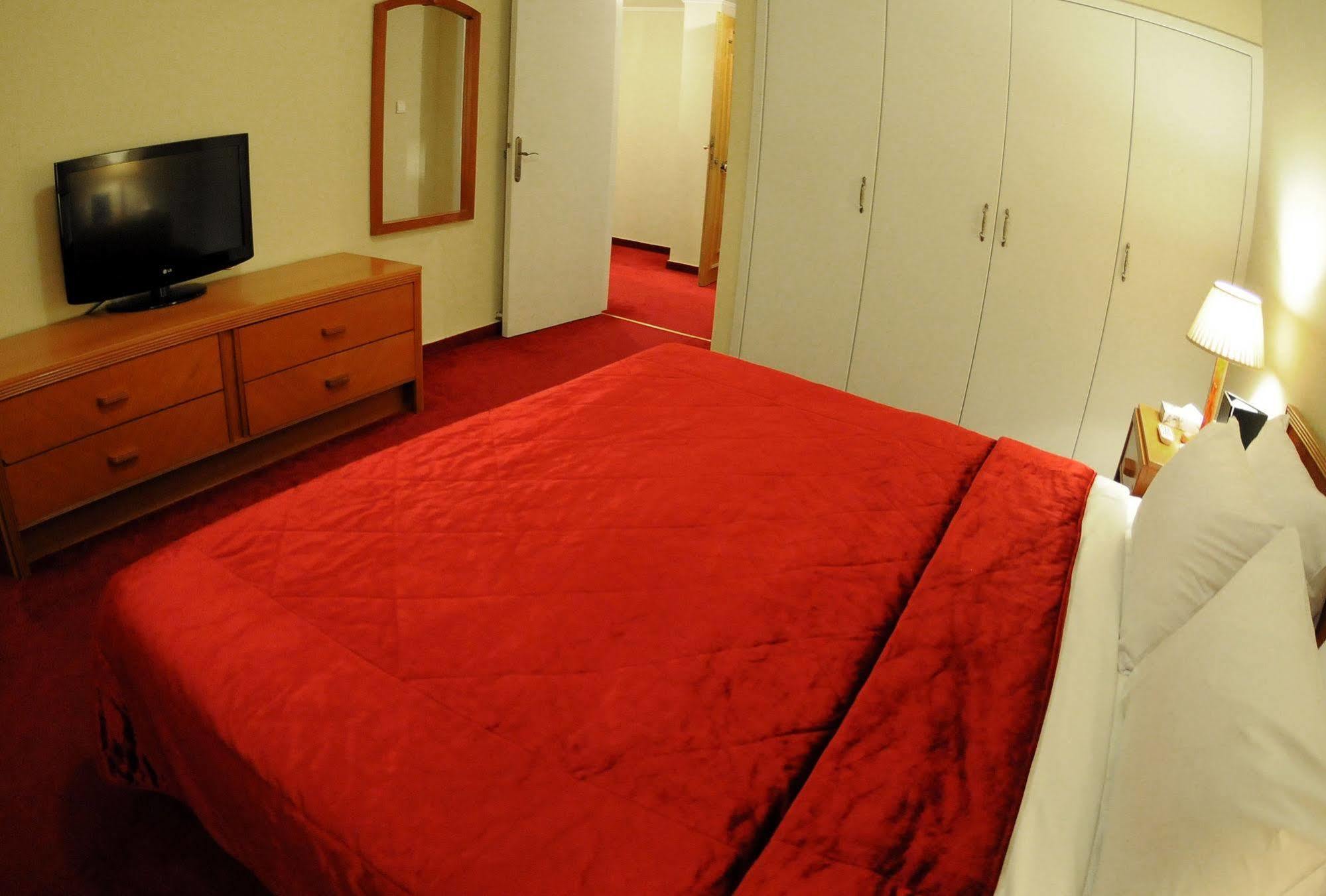 La Vida Suite Beirut Room photo